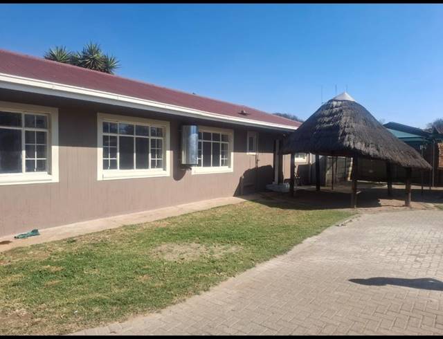 3 BEDROOM PROPERTY TO RENT IN VANDERBIJLPARK SW 5